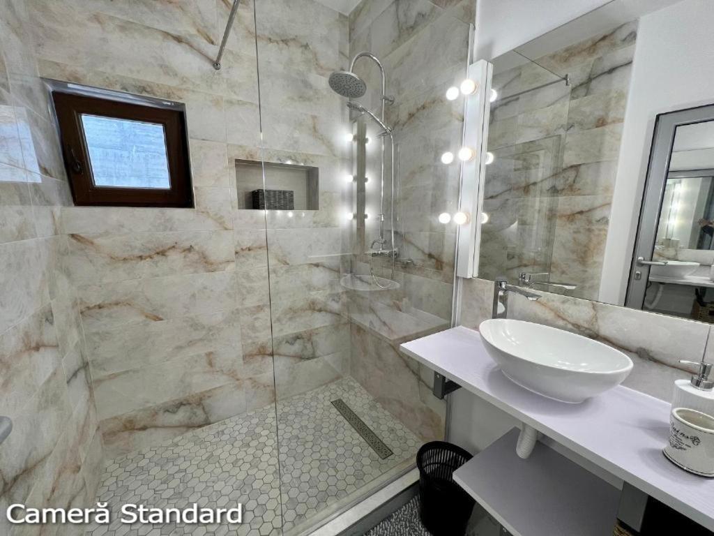 Casa Eden - Apartamente Langa Lac Колибица Экстерьер фото