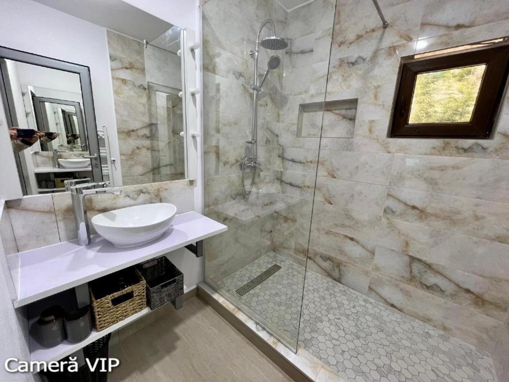 Casa Eden - Apartamente Langa Lac Колибица Экстерьер фото